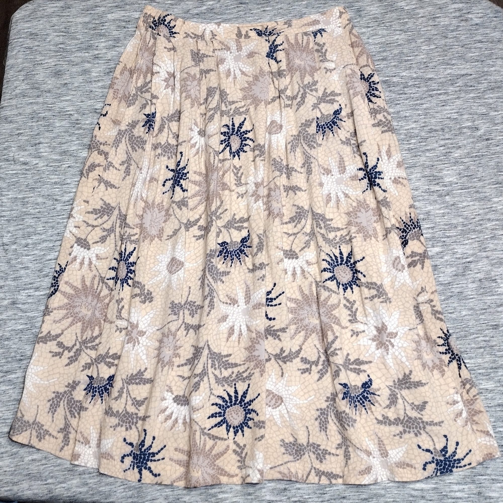VTG Sag Harbor Cream And Navy Midi A-Line Skirt W/ Pockets, Size Medium
